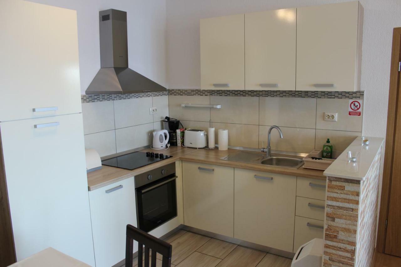 Apartman Helena Сен Екстериор снимка