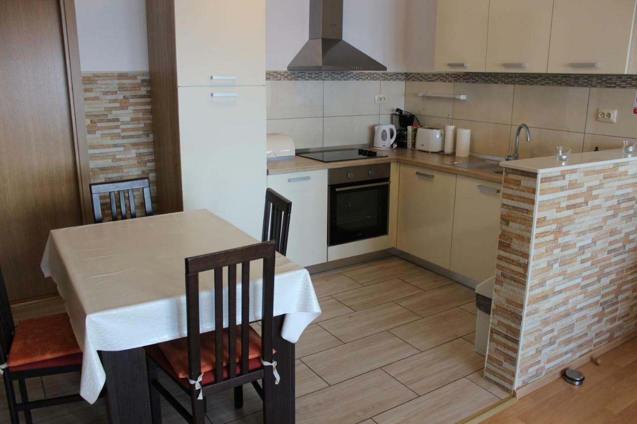 Apartman Helena Сен Екстериор снимка